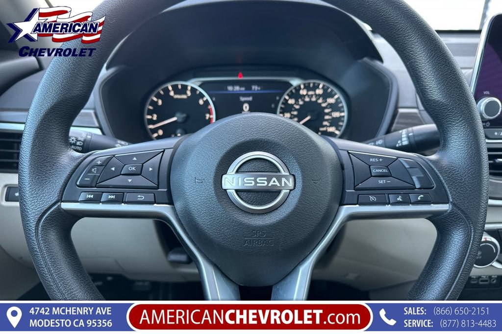 Used 2025 Nissan Altima 2.5 SV FWD image 30