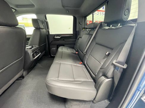 New 2026 GMC Sierra 2500 Denali AWD/4WD image 13