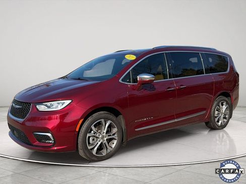 Used 2021 Chrysler Pacifica Pinnacle image 15