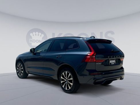 Certified 2023 Volvo XC60 B5 Plus AWD/4WD image 4