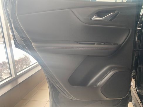 Used 2021 Chevrolet Blazer RS w/ Enhanced Convenience Package image 9