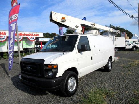Used 2011 Ford E-350 and Econoline 350 Super Duty w/ PWR Group image 6