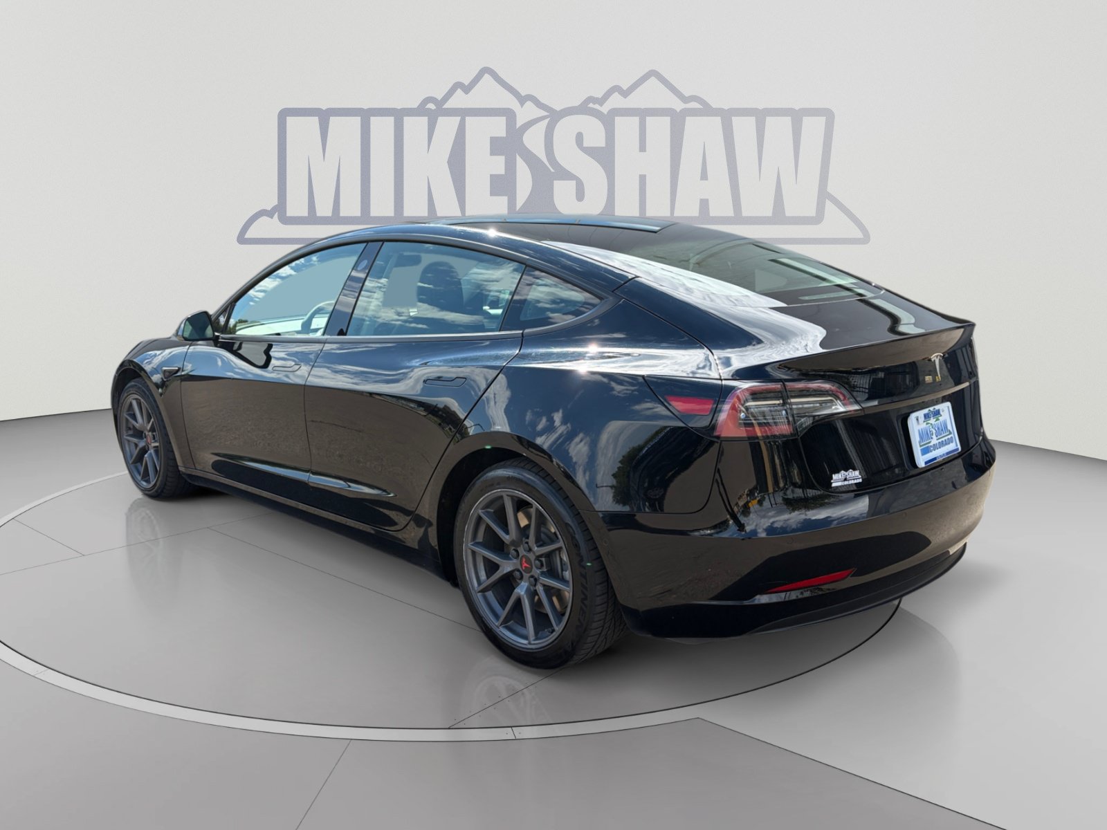 Used 2022 Tesla Model 3 Standard Range RWD image 3