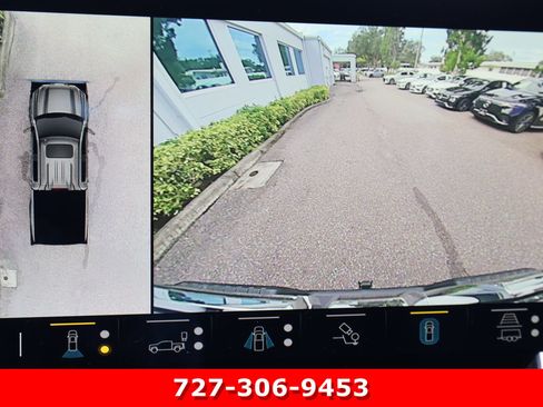 Used 2023 GMC Sierra 1500 Elevation w/ Preferred Package AWD/4WD image 4
