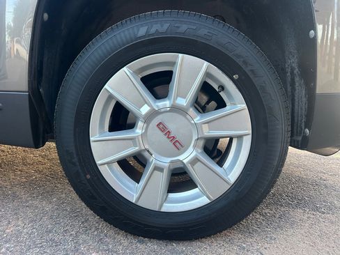 Used 2011 GMC Terrain SLE image 10