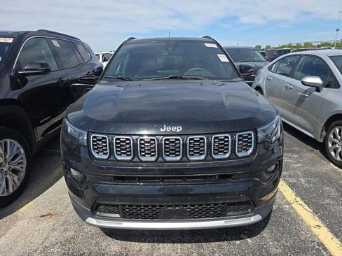 Used 2024 Jeep Compass Limited AWD/4WD image 13
