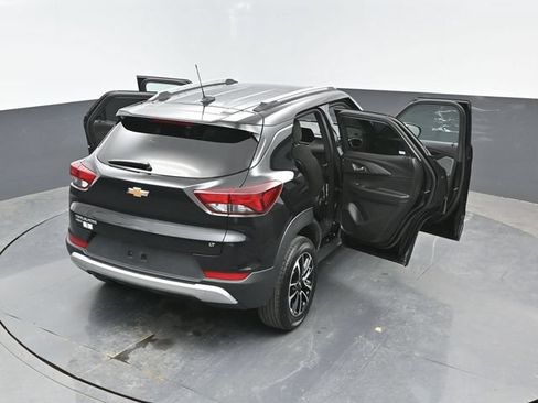 Used 2025 Chevrolet TrailBlazer LT AWD/4WD image 24