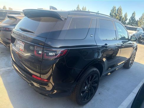 Used 2023 Land Rover Discovery Sport SE R-Dynamic AWD/4WD image 9