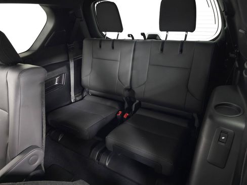 Certified 2023 Lexus GX 460 Premium AWD/4WD image 36