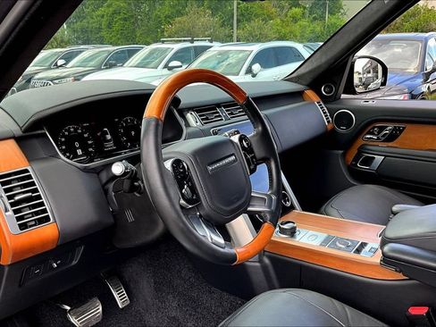 Used 2021 Land Rover Range Rover P525 Westminster Edition LWB AWD/4WD image 17