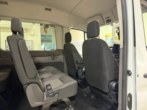 Used 2024 Ford Transit 350 XLT RWD image 30