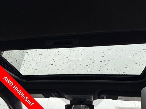 Used 2025 Toyota Camry SE w/ Multimedia Upgrade Package image 15