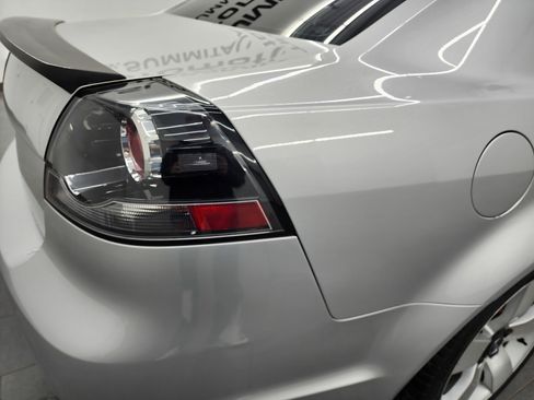 Used 2009 Pontiac G8 GT w/ Premium Package image 23