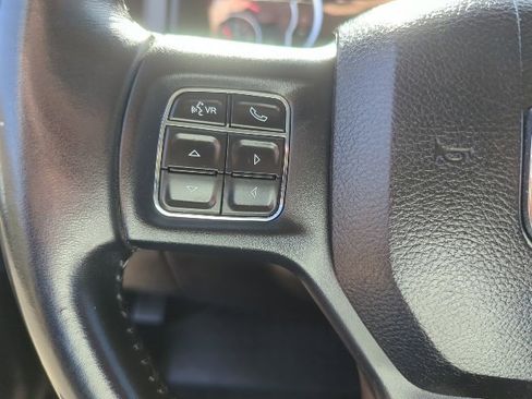 Used 2019 RAM 1500 Big Horn image 12