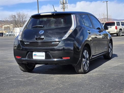 Used 2015 Nissan Leaf SV w/ Premium Package image 3