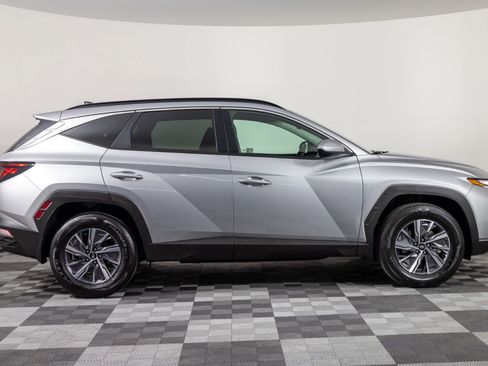 Used 2024 Hyundai Tucson Blue AWD/4WD image 9
