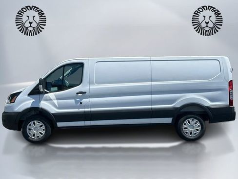 New 2025 Ford Transit 250 Low Roof w/ Load Area Protection Package RWD image 8
