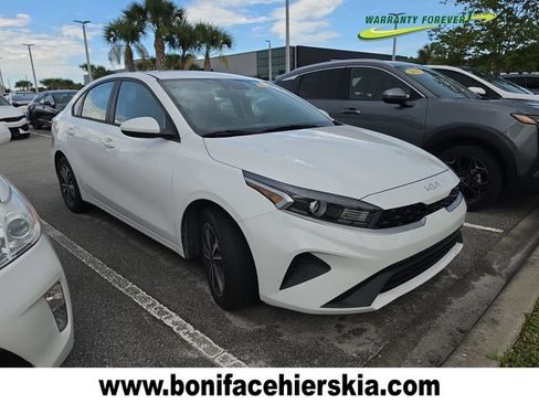 Certified 2023 Kia Forte LXS FWD image 1