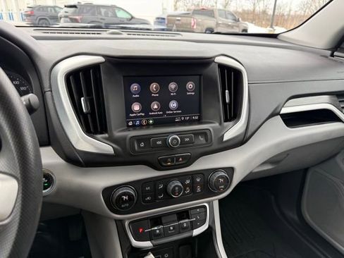 Used 2023 GMC Terrain SLE w/ Driver Convenience Package image 18