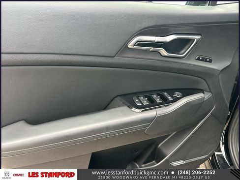 Used 2025 Kia Sportage SX AWD/4WD image 17
