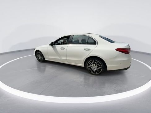 Used 2024 Mercedes-Benz C 300 Sedan image 5
