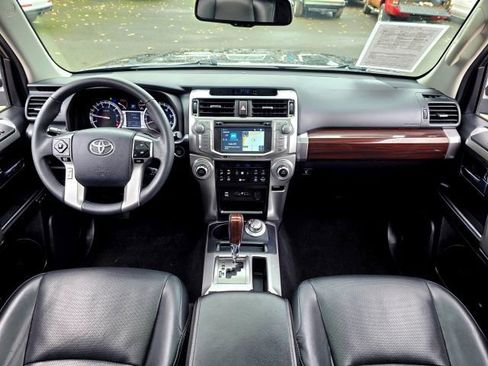Used 2019 Toyota 4Runner Limited image 9