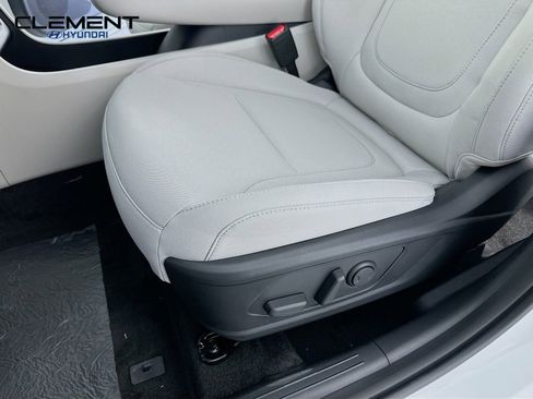 New 2026 Hyundai Tucson SEL image 24