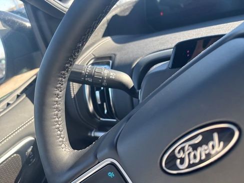 New 2026 Ford Expedition Platinum w/ Stealth Appearance Package image 18