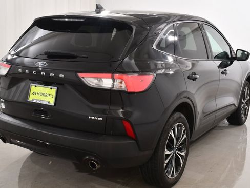Used 2022 Ford Escape SE w/ SE Sport Appearance Package AWD/4WD image 12