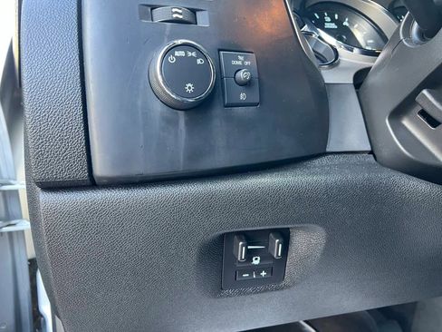 Used 2014 Chevrolet Silverado 2500 LT w/ Interior Plus Package image 28