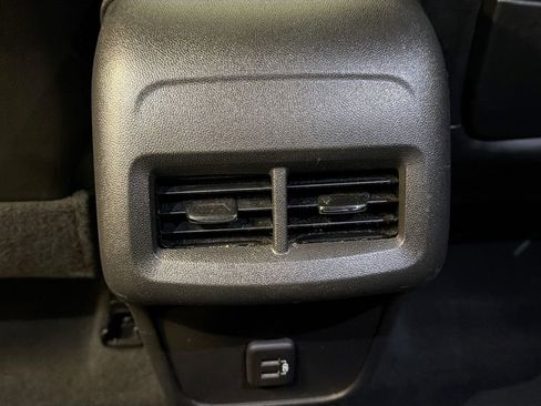 Used 2023 GMC Terrain SLT FWD image 27