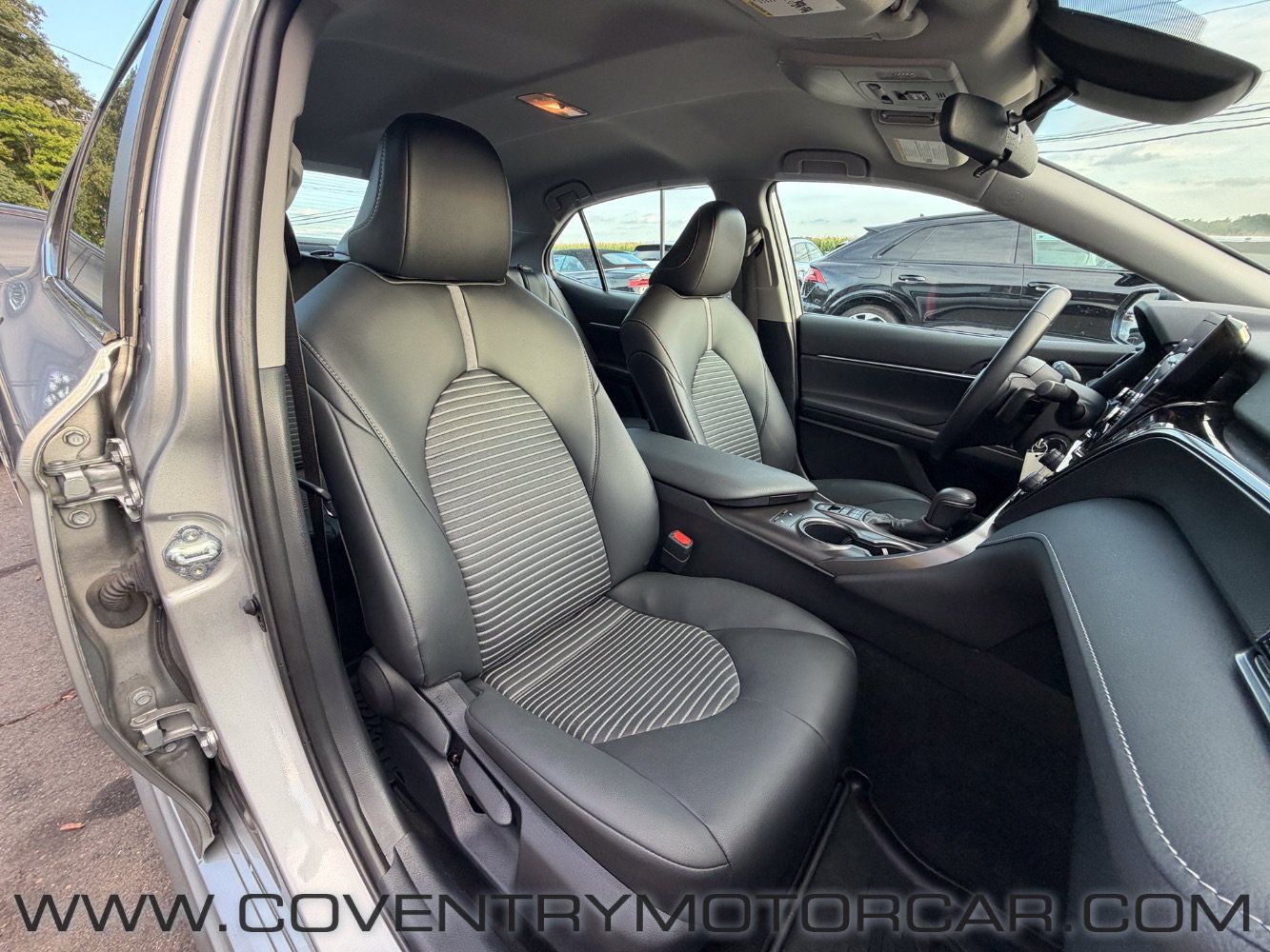Used 2024 Toyota Camry SE w/ Cold Weather Package AWD/4WD image 38