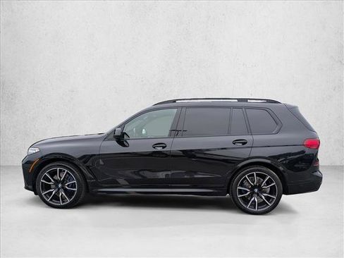 Used 2022 BMW X7 xDrive40i w/ M Sport Package image 9