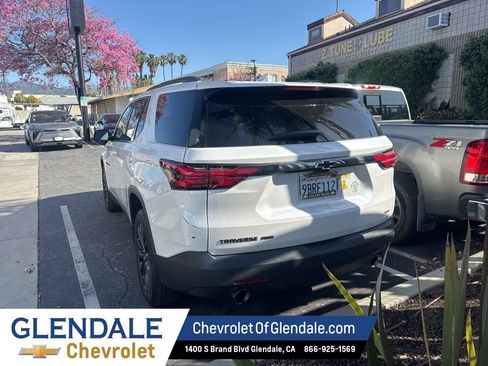 Used 2022 Chevrolet Traverse RS image 5