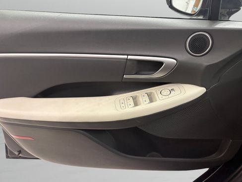 Used 2025 Hyundai Sonata SEL FWD image 23