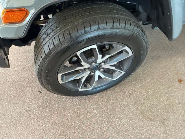 Certified 2024 Jeep Wrangler Unlimited AWD/4WD image 10