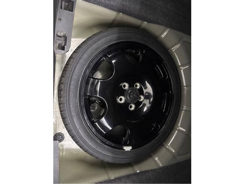 Used 2016 Ford Mustang Coupe RWD image 4