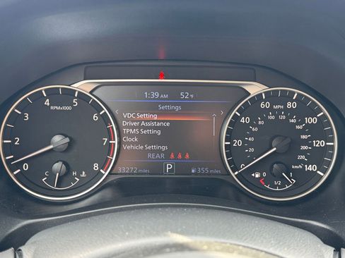 Used 2025 Nissan Altima 2.5 SV image 36