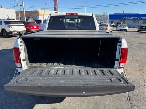 Used 2018 RAM 1500 SLT image 8