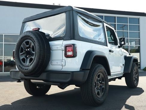 Certified 2025 Jeep Wrangler Sport AWD/4WD image 6