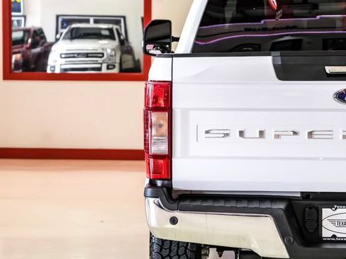 Used 2021 Ford F250 XLT w/ XLT Premium Package AWD/4WD image 49