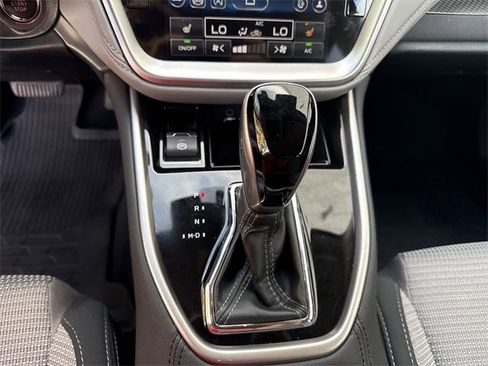 Used 2025 Subaru Outback Premium w/ Popular Package #1A image 25