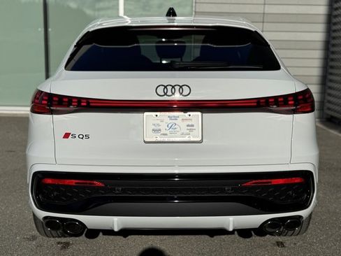 New 2025 Audi SQ5 Premium Plus image 4