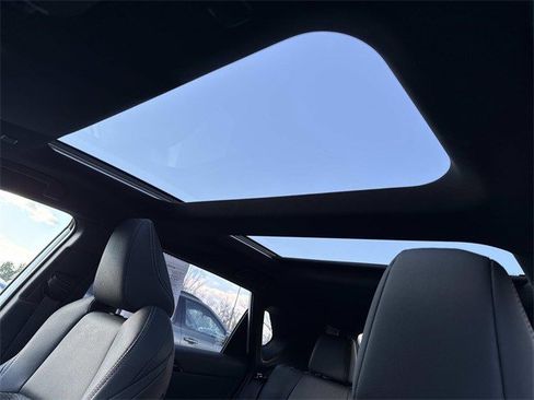 Used 2024 Toyota bZ4X XLE w/ Weather Package image 16