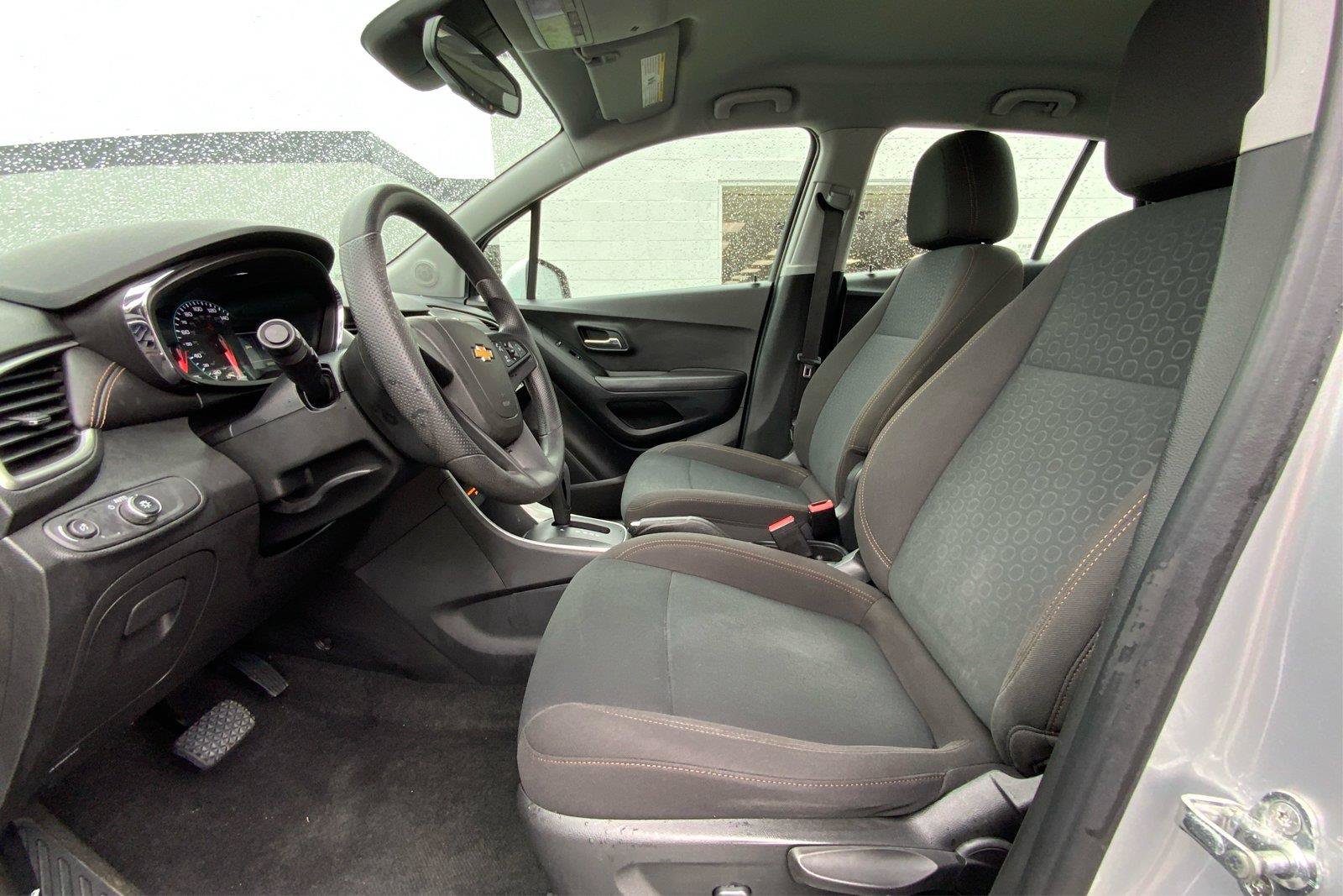 Used 2018 Chevrolet Trax LS AWD/4WD image 10