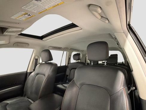 Used 2018 Nissan Armada SL w/ Moonroof Package AWD/4WD image 19