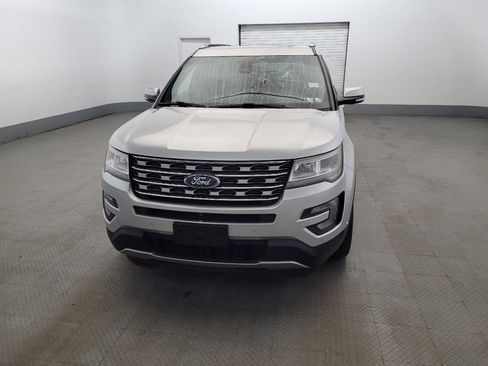 Used 2016 Ford Explorer Limited w/ Equipment Group 301A AWD/4WD image 15