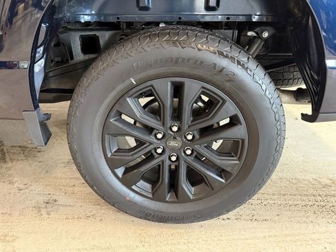 Used 2025 Ford F150 Lariat w/ Equipment Group 501A Mid image 29