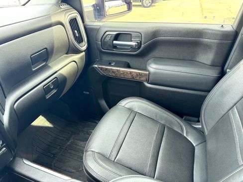 Used 2022 GMC Sierra 2500 Denali image 34