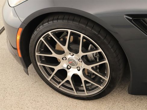 Used 2014 Chevrolet Corvette Base w/ 2LT Preferred Equipment Group image 30